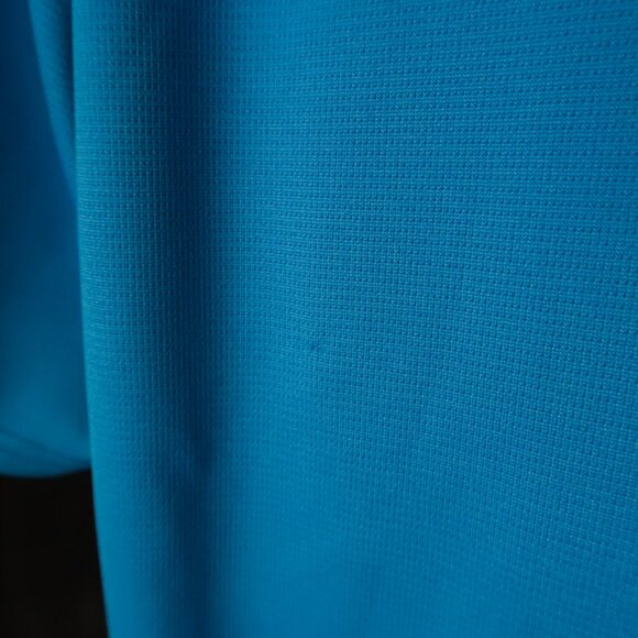 Oakley HydroLix Blue Performance Polo (M) OMG!! ⛳️ ⛳️ - Picture 4 of 8